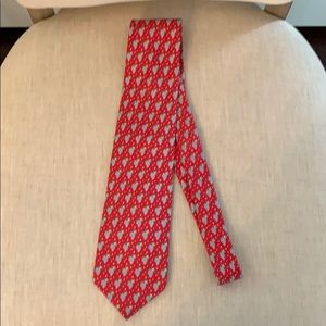 Men’s Vineyard Vines necktie- new without tags.